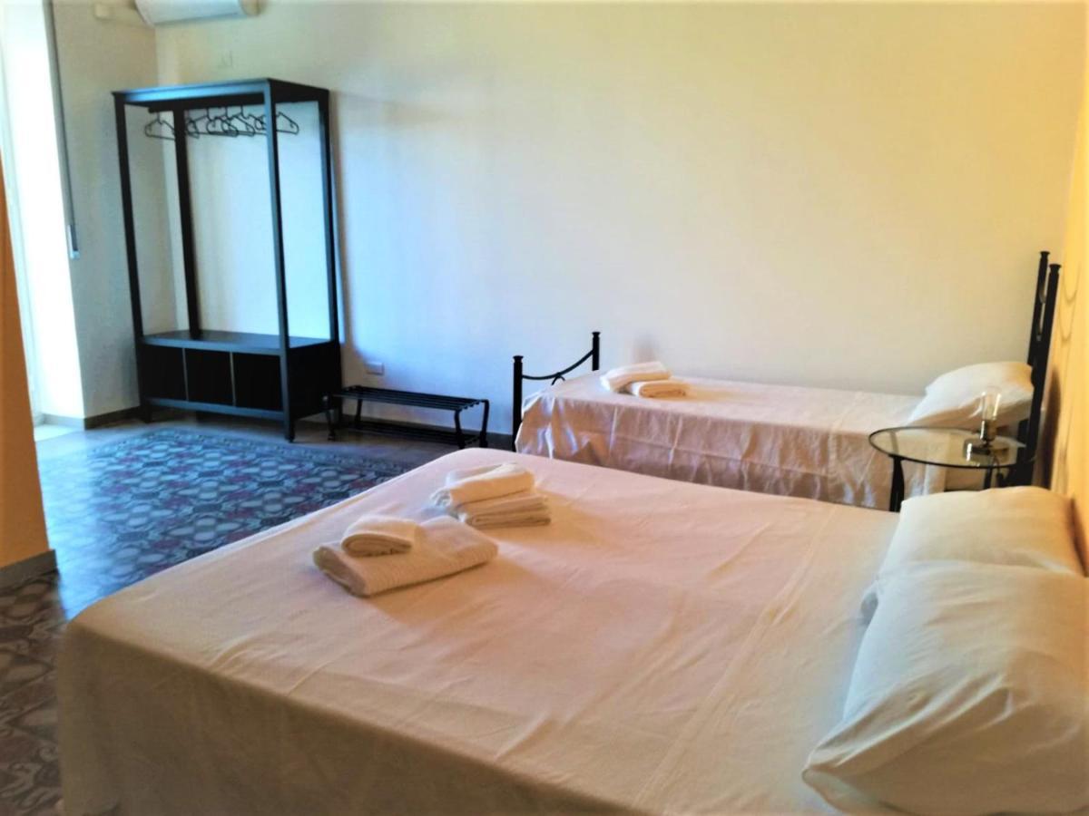Mokarta B&B Catania Bagian luar foto