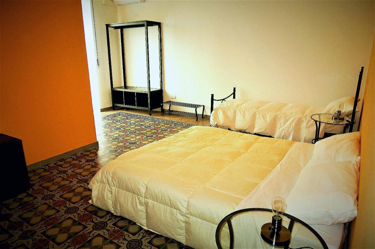 Mokarta B&B Catania Bagian luar foto
