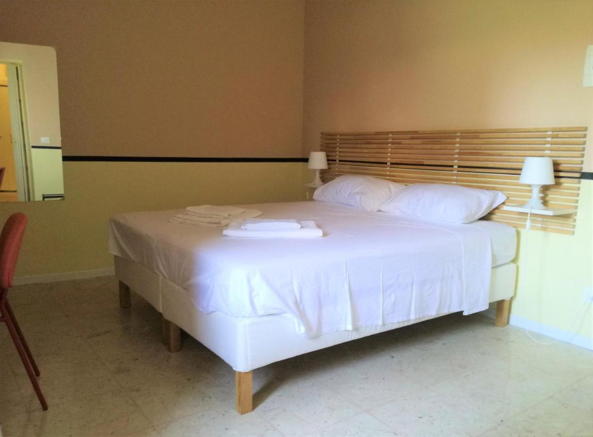 Mokarta B&B Catania Bagian luar foto