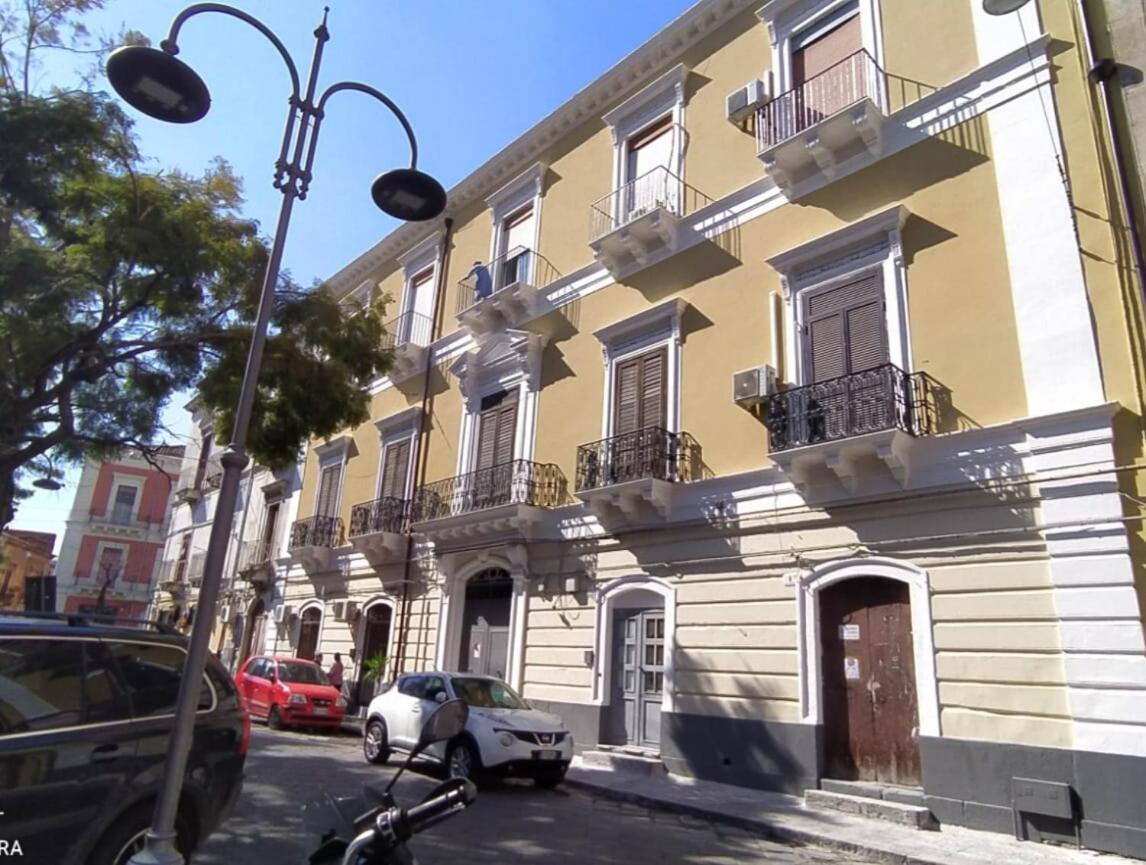 Mokarta B&B Catania Bagian luar foto